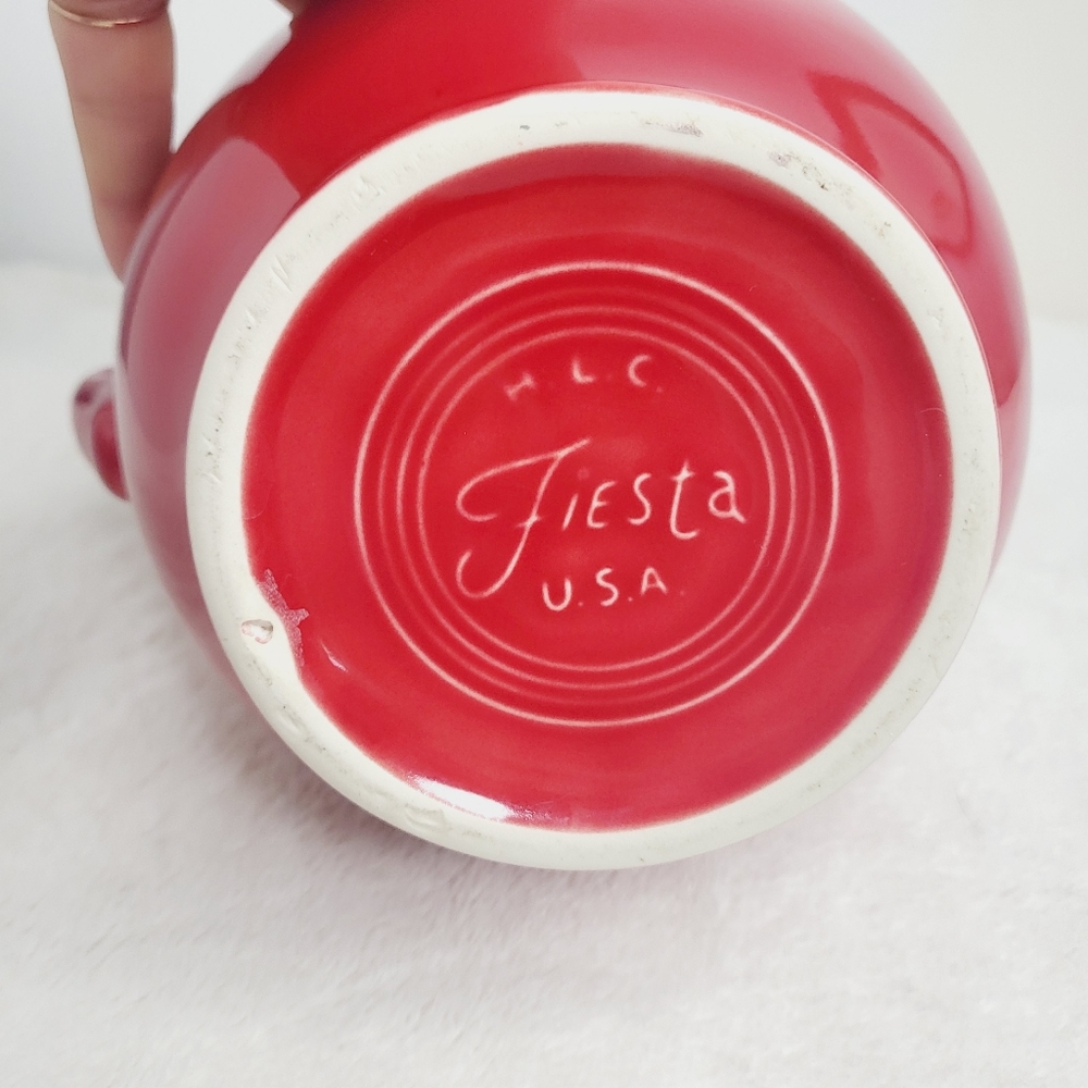 Fiesta Red Ball Pitcher - Picture 5 of 10